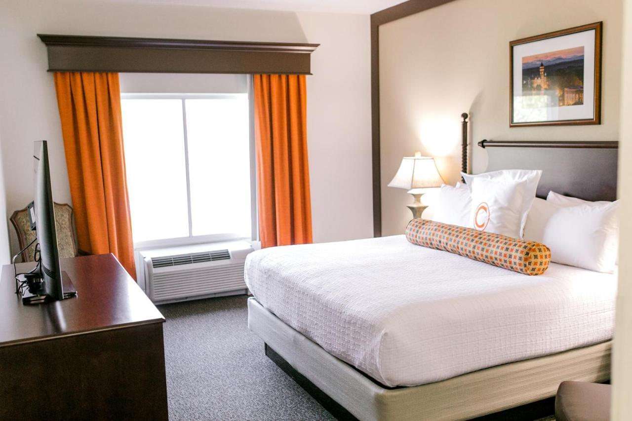 F. Martin Hotel
