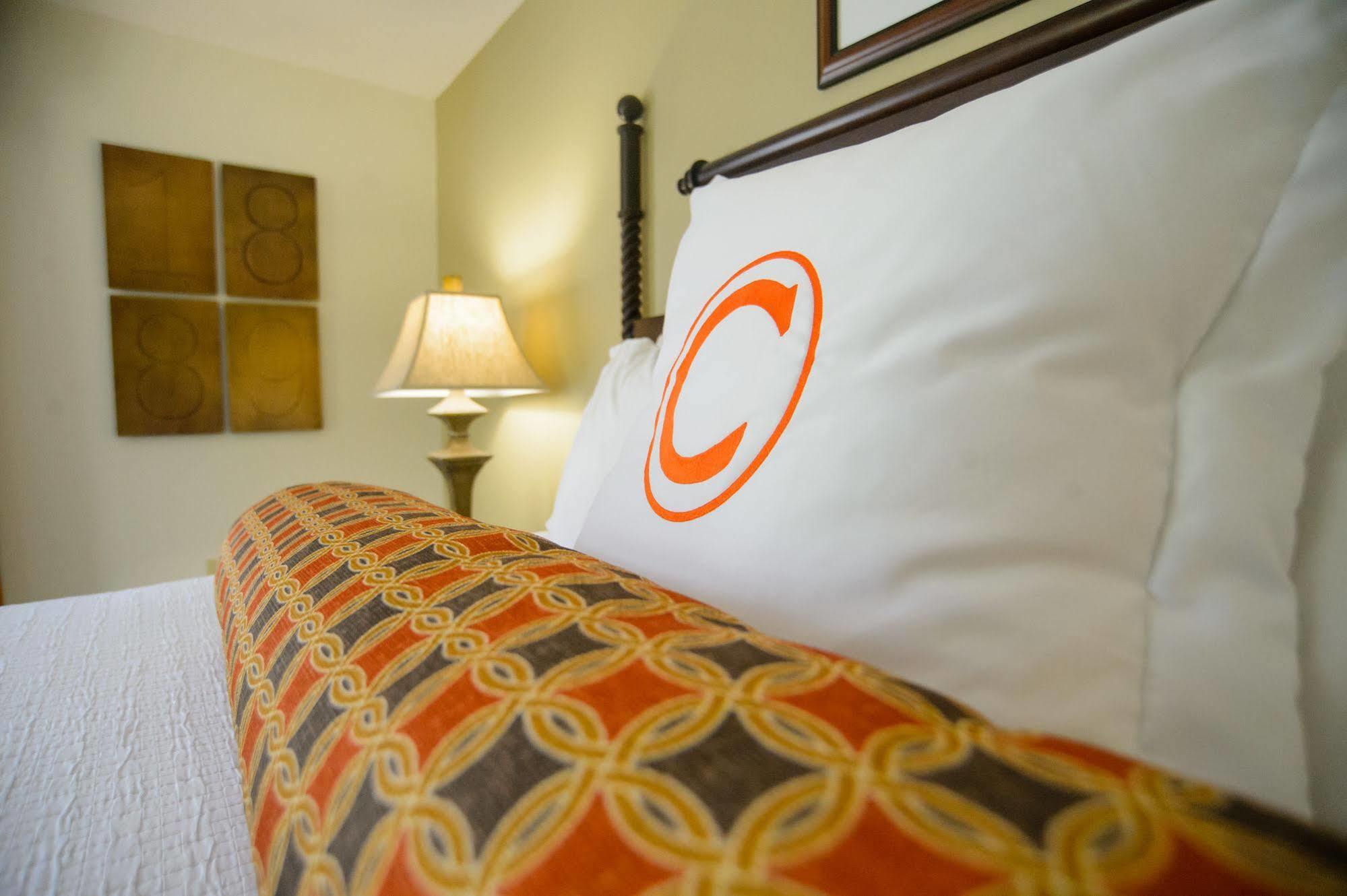 Hotel F. Martin Clemson